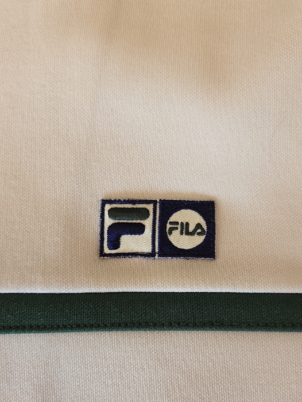 Excellent Men's Fila Tracksuit Top. Cream, Green & Blue. Size M - Picture 3 of 6